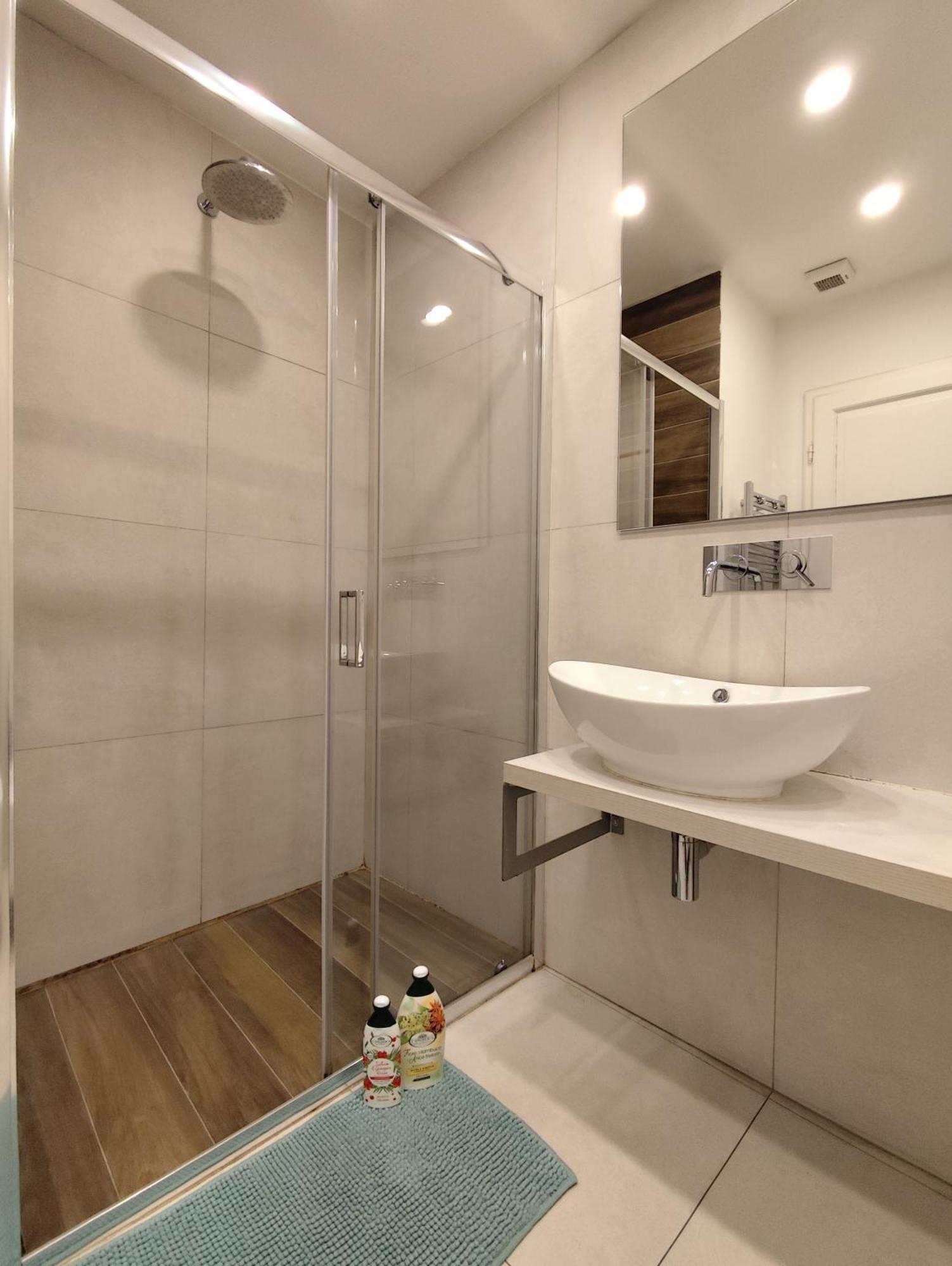 Borgo San Frediano Suites Флоренция Экстерьер фото